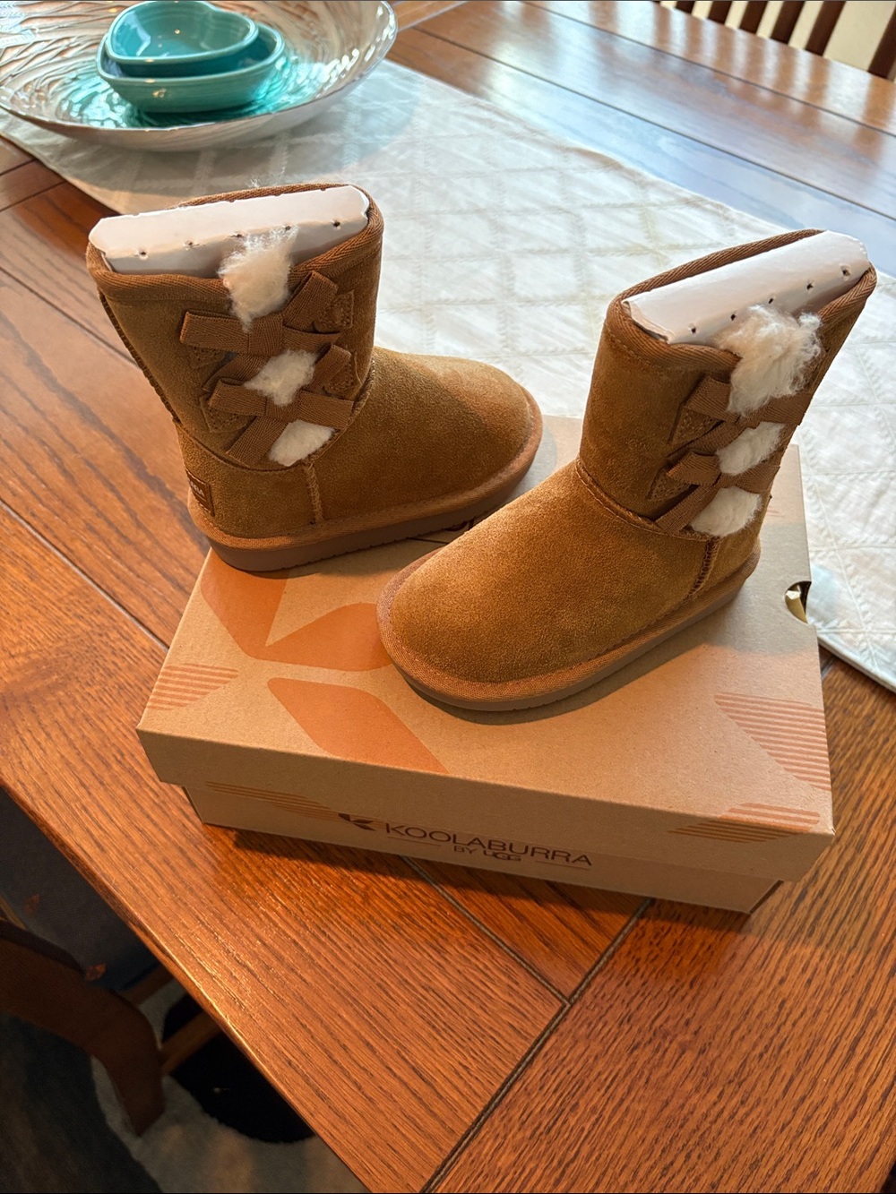 NWT - Koolaburra by UGG Toddler T Victoria Short Boot